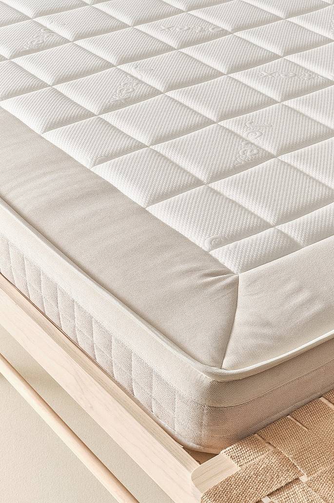 Jotex CANSADO Schaumstoffmatratze mittel 180x200 cm