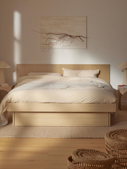 Westwing Collection Holzbett Sato mit Schubladen und Kopfteil Fabrikverkauf