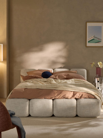 Westwing Collection Polsterbett Tayla aus Bouclé mit Stauraum Blitzverkäufe