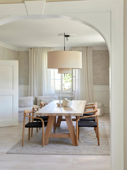 Westwing Collection Esstisch Ashton aus Eichenholz in verschiedenen Größen Tägliche Deals