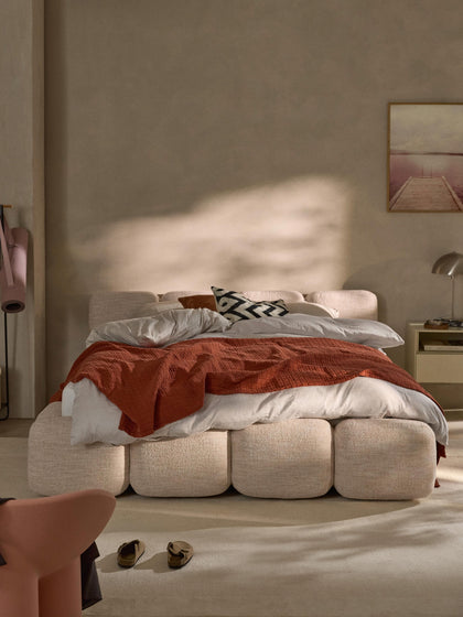 Westwing Collection Polsterbett Tayla aus Bouclé mit Stauraum Bestseller