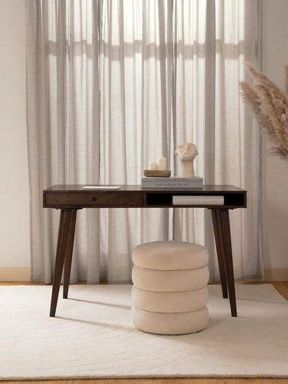 Westwing Collection Schreibtisch Tova aus Massivholz mit Schublade Zeitlich begrenztes Angebot