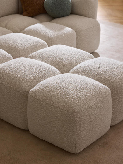 Westwing Collection Sofa-Hocker Tayla aus Bouclé Exklusive Angebote