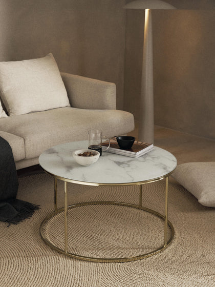 Westwing Collection Runder Couchtisch Antigua mit Glasplatte in Marmor-Optik Auslauf