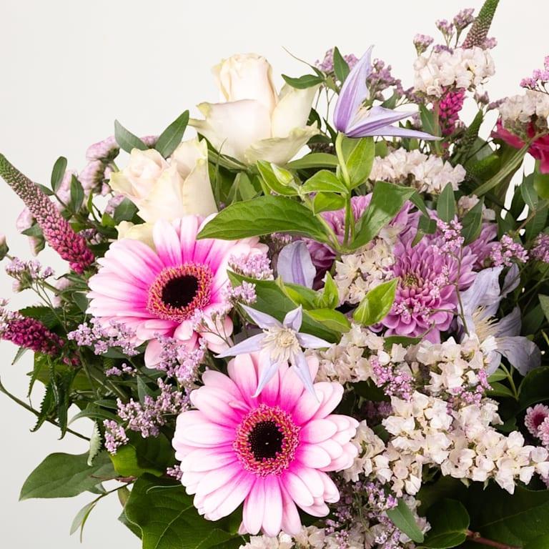 blume2000 Spring Love mit Lieblingsvase M Speichern exportieren