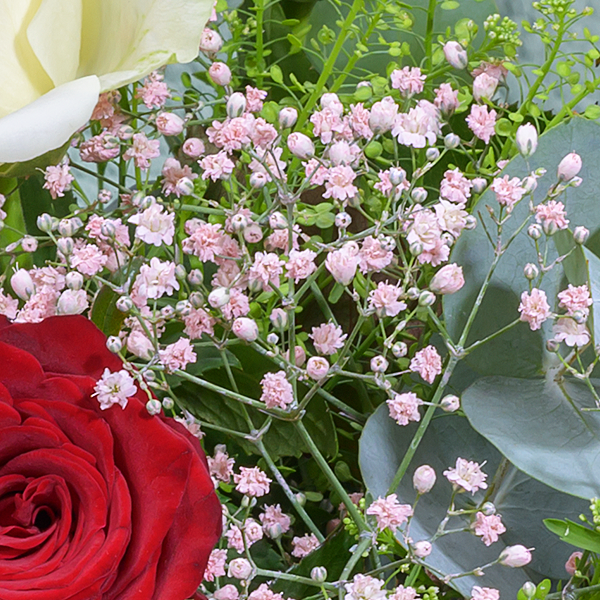 floraprima Blumenmix Frühlingsschatz mit Ferrero Giotto 3er Nur für heute